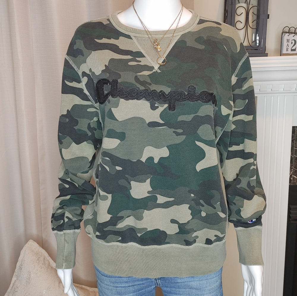 Champion Men's Vintage Dyed Camo Fleece Crew, Embroidered Logo, Green S